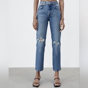 Zara Slim Fit High Waist Rise Ripped Distressed Jeans Light Blue‎ Size 4